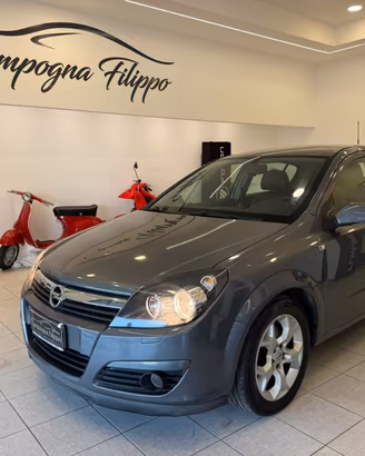Opel Astra 1.9 CDTI 120CV 5 porte Cosmo