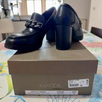 Mocassini con tacco in Vera Pelle