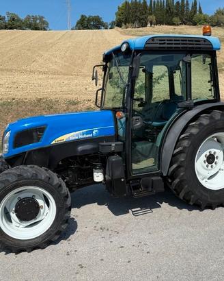 New Holland T4060F