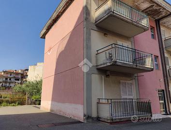 2 LOCALI A CALATABIANO