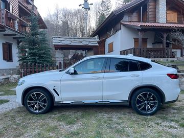 BMW X4 X Drive M sport