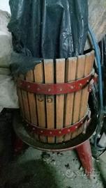 Torchio per vino