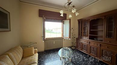 4 LOCALI A SUZZARA