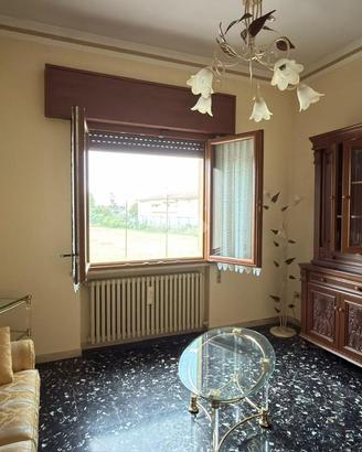 4 LOCALI A SUZZARA
