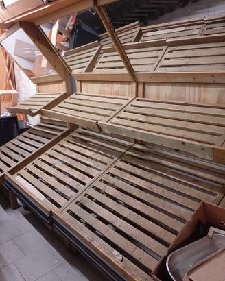 bancarelle in legno