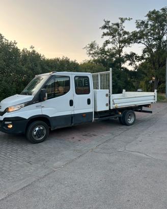 IVECO DAILY 2019 doppia cabina