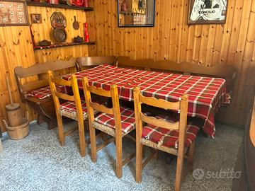 Tavolo sedie e banco coordinato stile alpino stube