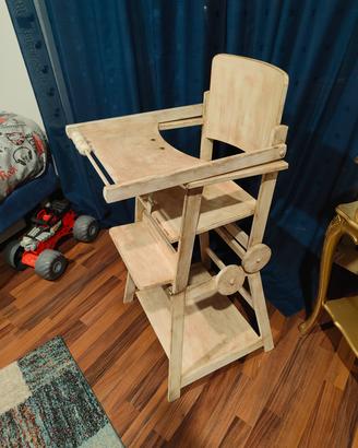 seggiolone vintage in legno