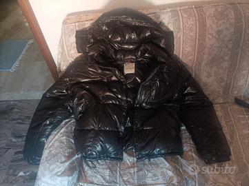 Piumino Moncler originale nero lucido