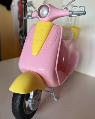 Vespa barbie