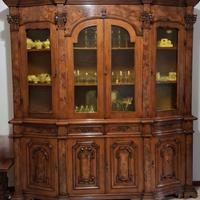 Credenza con vetrina legno massello stile classico