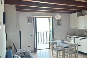 3 LOCALI A BRENZONE