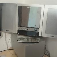 stereo in buone condizioni e funzionante 