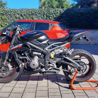 Triumph street triple 765 RS