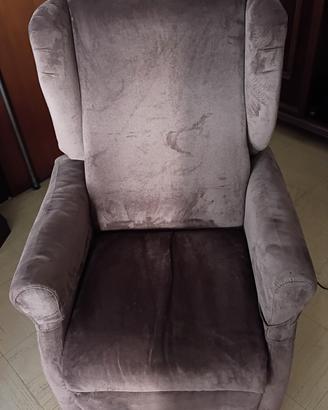 Poltrona Relax Alzapersona Reclinabile –