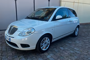 Lancia Ypsilon 1.4 Oro Ecochic GPL
