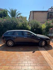 Alfa Romeo 159 Sportwagon 1.9 JTD - Diesel - 139km