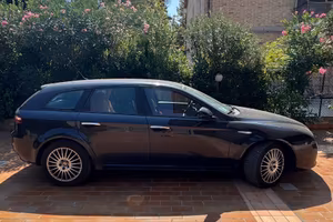 Alfa Romeo 159 Sportwagon 1.9 JTD - Diesel - 139km