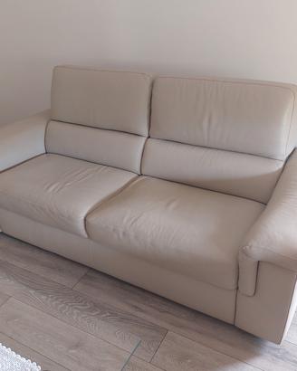 Divano in pelle Poltrone e Sofa