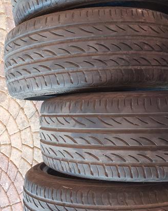 gomme 205 40 17 