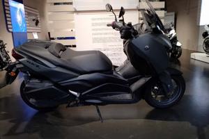 Yamaha X-Max 300