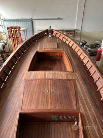 Gozzo barca in legno