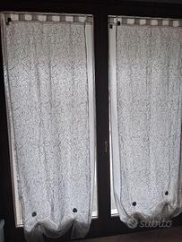 set 4 tende + 2 bastoni a pressione + 4 clip