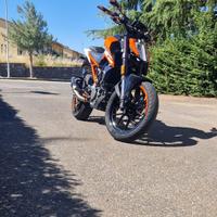 Ktm duke 125