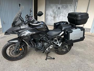 Benelli TRK 502X - 8/2022