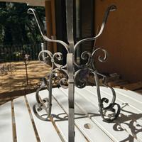 Portavasi in ferro battuto