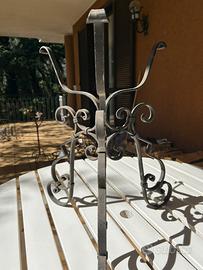 Portavasi in ferro battuto