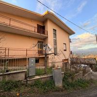 CASA INDIPENDENTE A RIPI