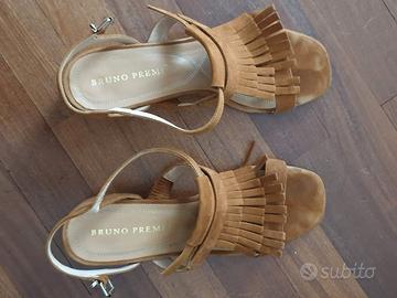 Sandali camoscio con frange