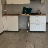 Cucina completa in legno