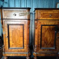 coppia di comodini antichi 