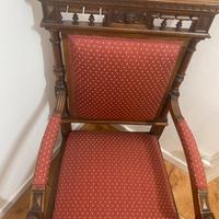 Due sedie molto belle, antiche