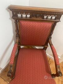 Due sedie molto belle, antiche