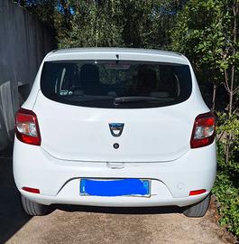 dacia sandero laureate