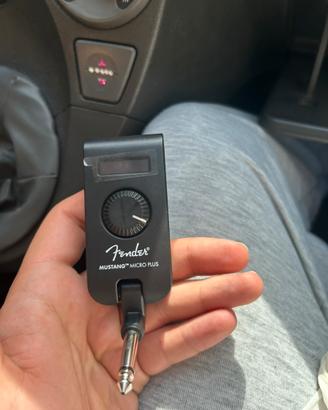 Fender Mustang micro plus