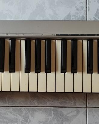 Tastiera midi M-AUDIO