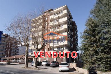 QUADRILOCALE CON BALCONI E BOX - CREMENO LOC. MAGG