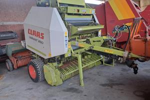 claas variant 260  camera variabile 
