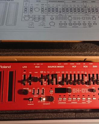 Roland Sh-01a - edizione rossa limitata