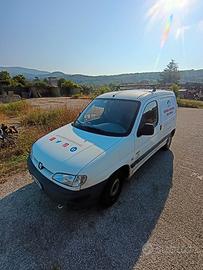 Autocarro Peugeot Ranch