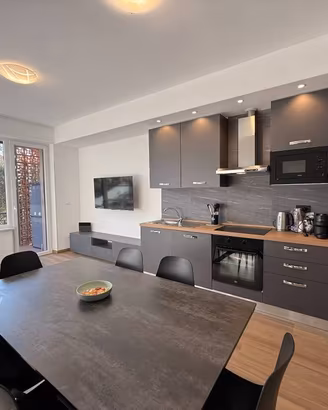 Appartamento di 120 m² con 4 locali a Alassio