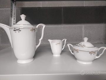 Set zuccheriera, teiera  e lattiera