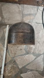 antica ruota in legno