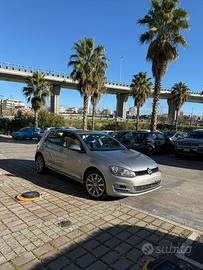 VOLKSWAGEN GOLF 7