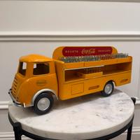 Camion Coca-Cola Alpia anni 50