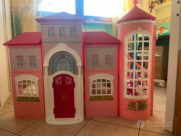 Barbie casa accessoriata